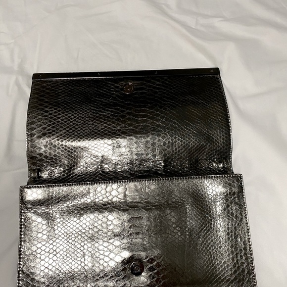 MICHAEL Michael Kors Chic Large Clutch Bag - Picture 7 of 7